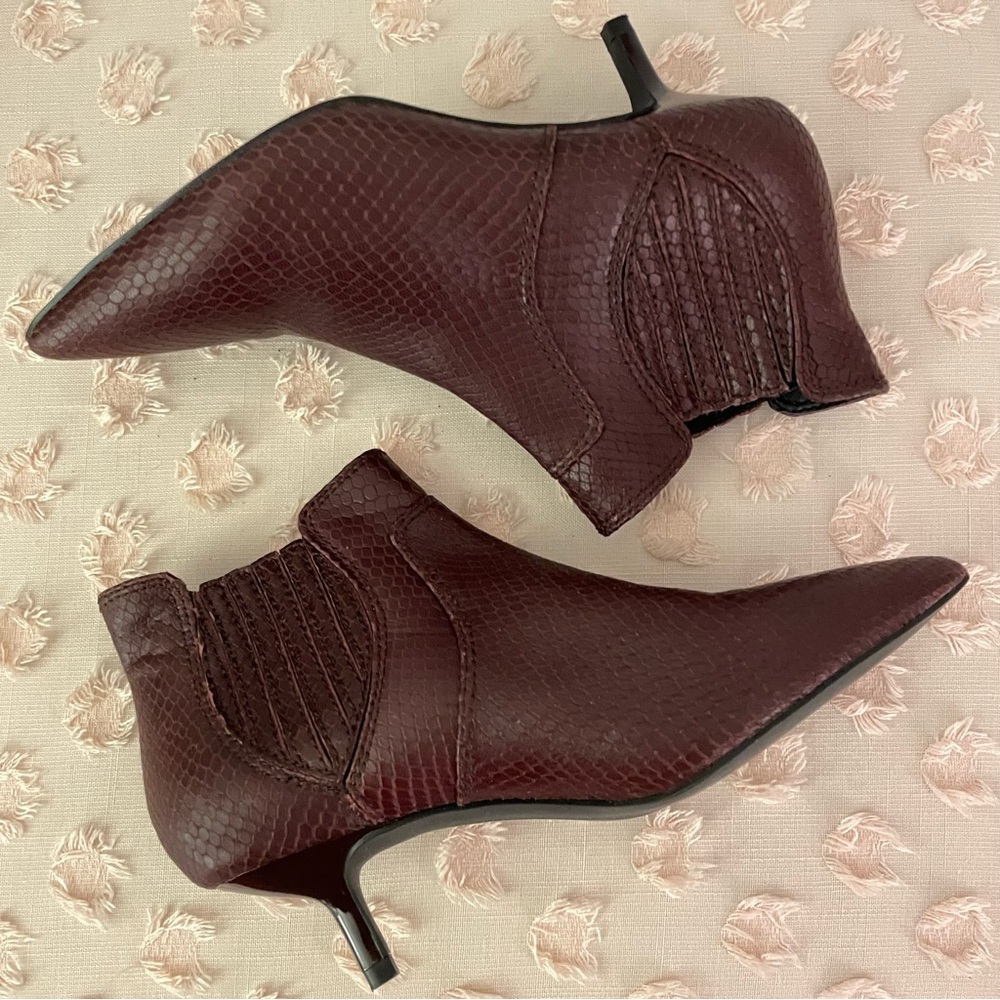 Rebecca Minkoff Snakeskin High Heeled Booties Red Burgundy Size 6.5 Med
